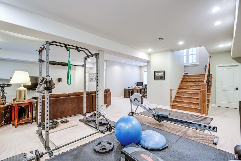 Walk to DU, Dining & Parks: Spacious Denver Home!