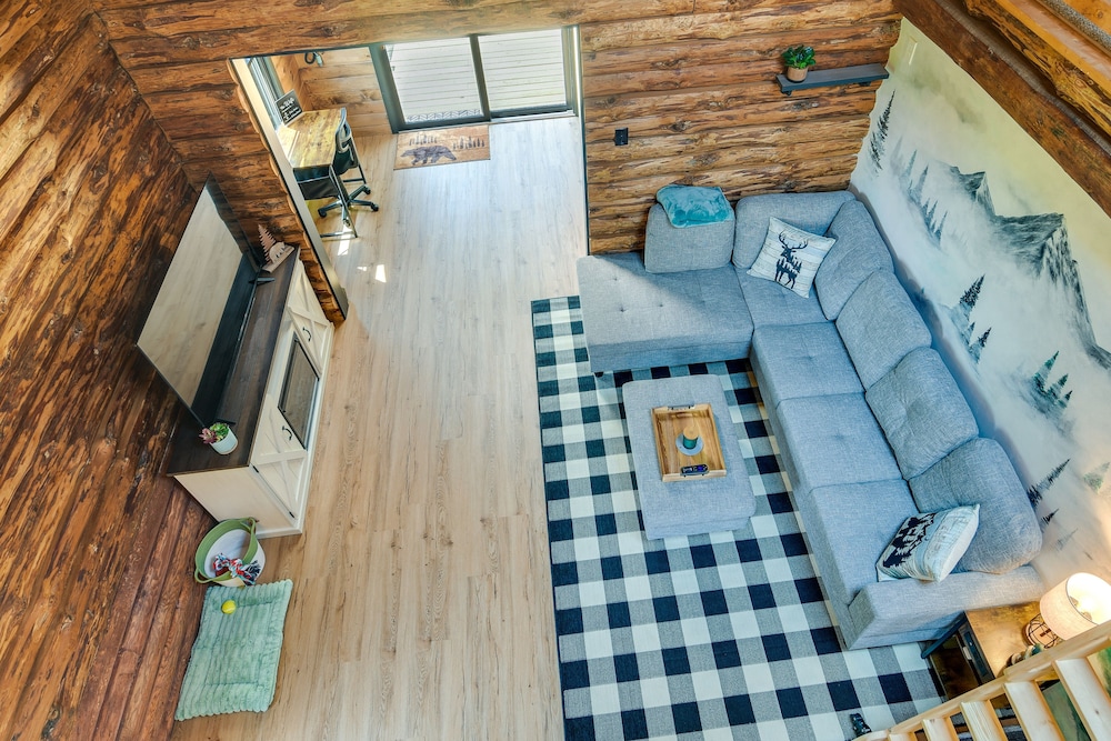 Fairhaven Harbor-front Gem - Steps From the Water!