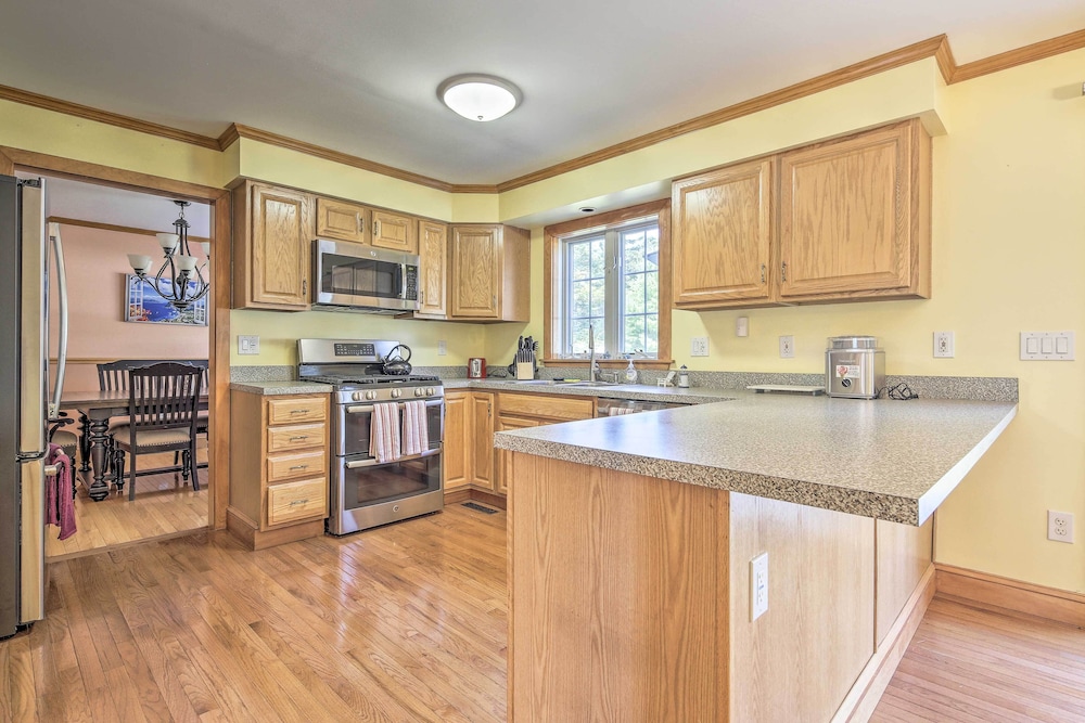 Onset Home w/ Deck: Walk to Beach on Buzzards Bay!