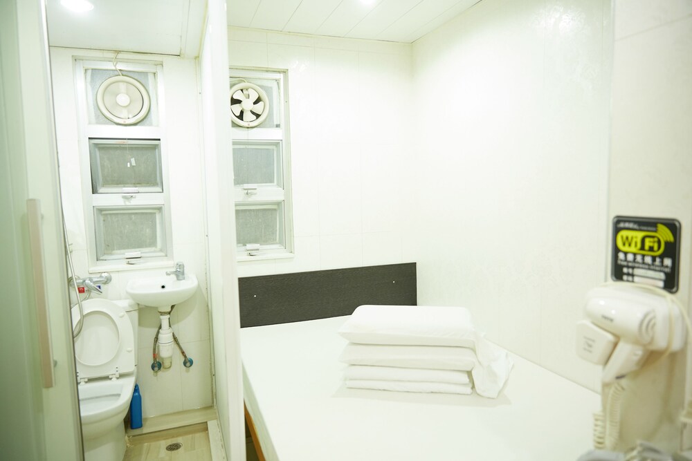 Me Easy Hostel