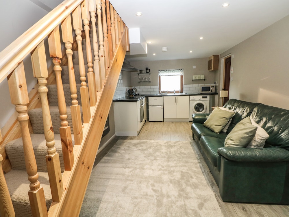 Charlottes Cottage