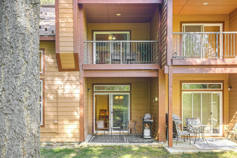 1 Mi to Ponderosa State Park: Condo w/ Pool Access