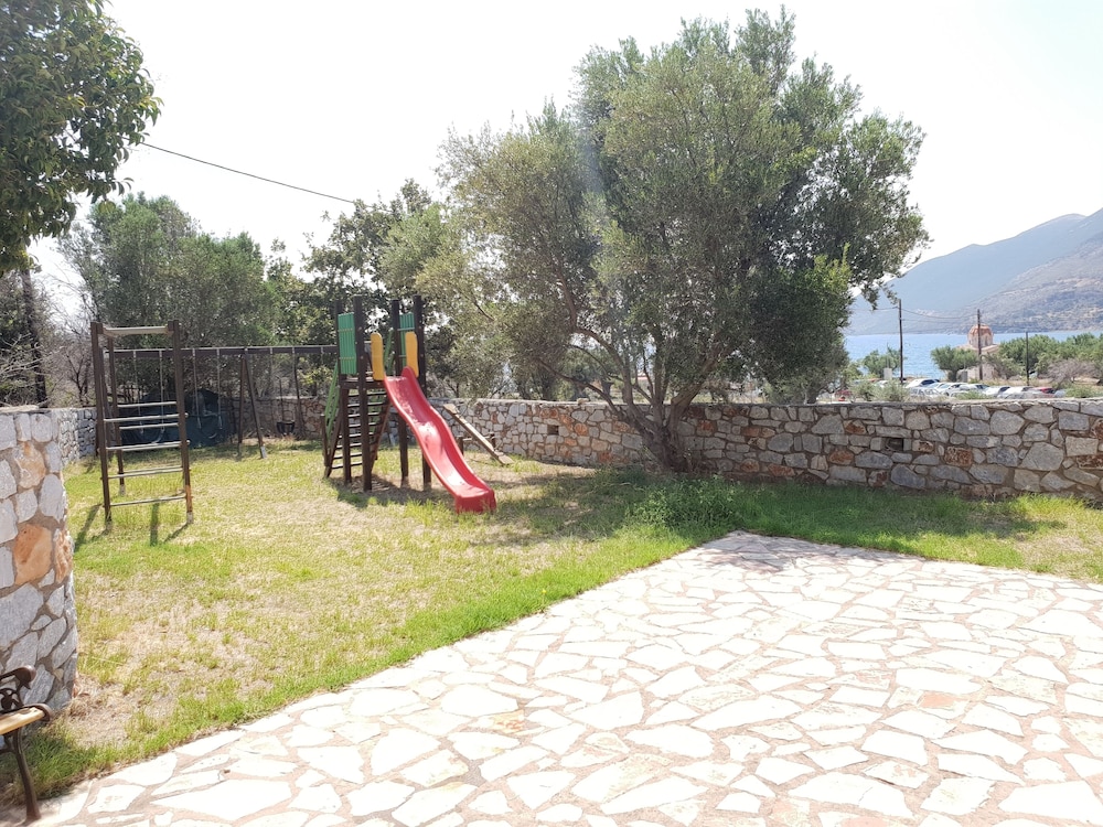 Photo 49