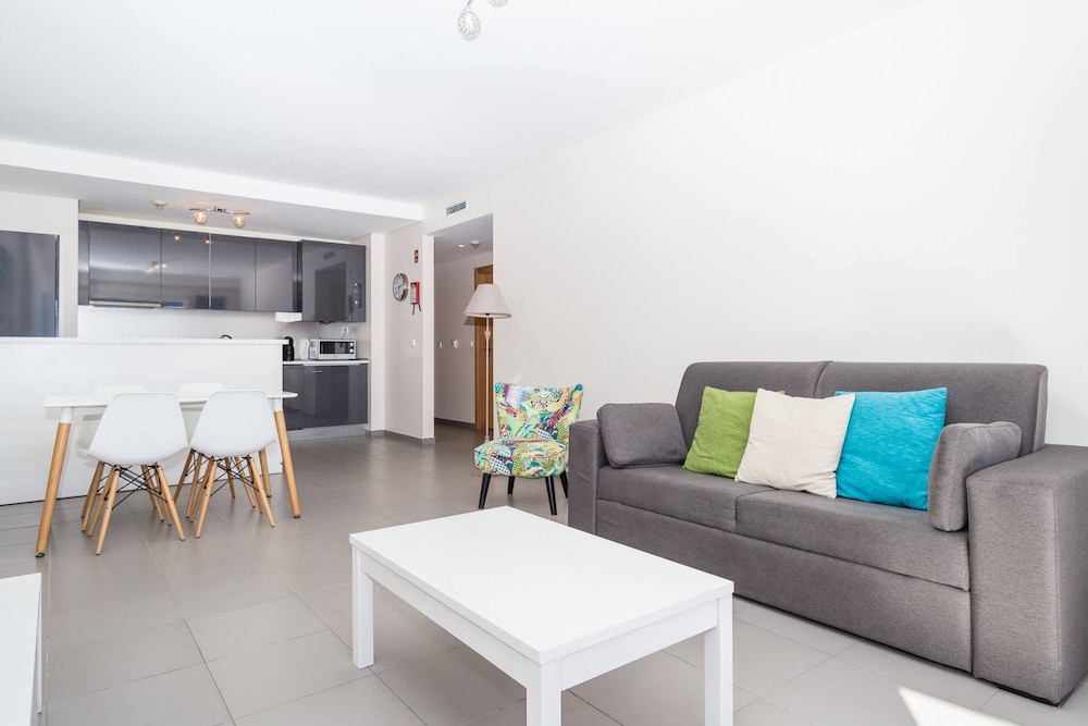 05 in Portim o With 1 Bedrooms and 1 Bathrooms