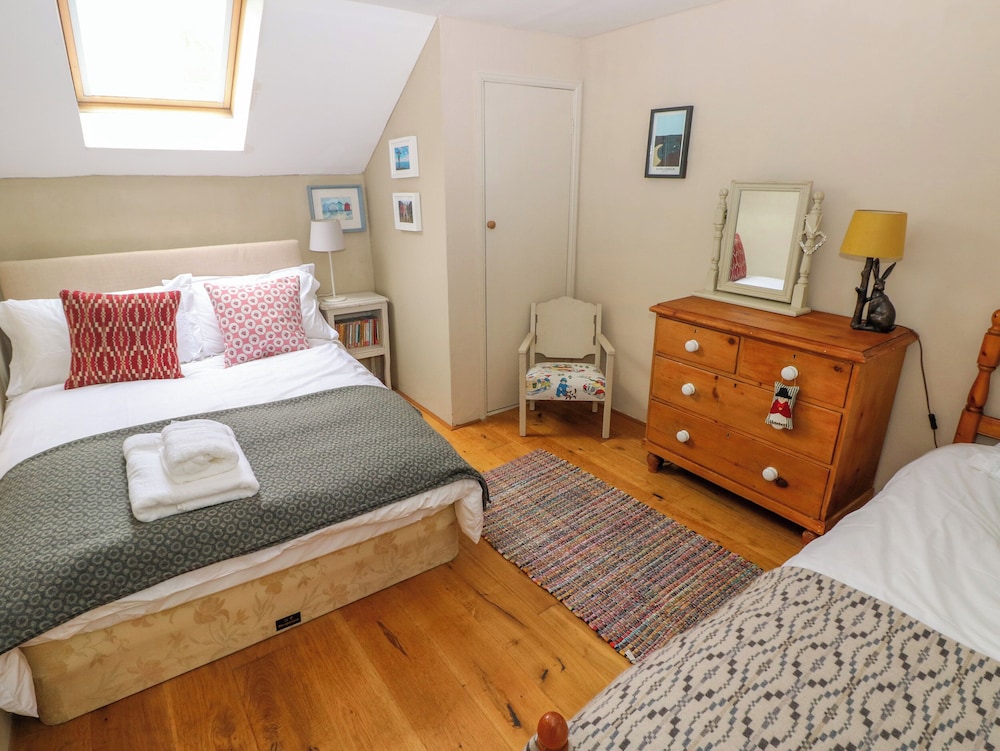 2 Summerhill