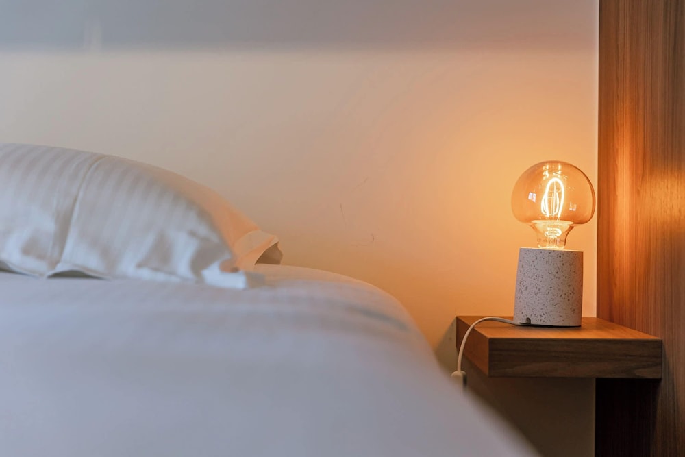 The Sassy Summit - Chic Comfort Views Good Vibe