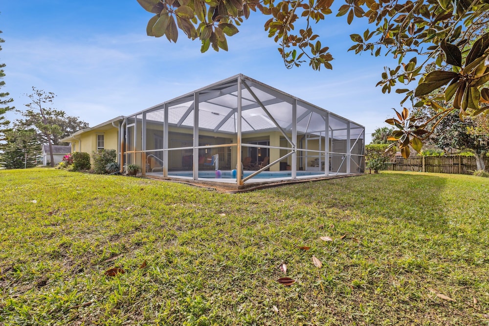 601 Benedictine Ter