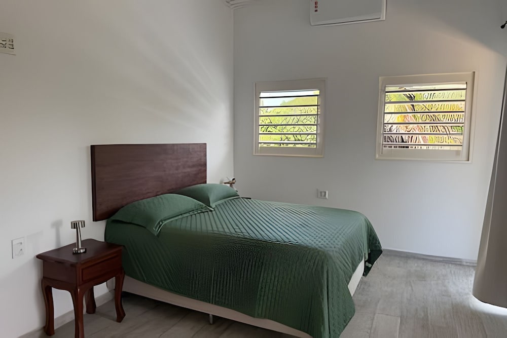 Oceana Suites Casa Algaroba