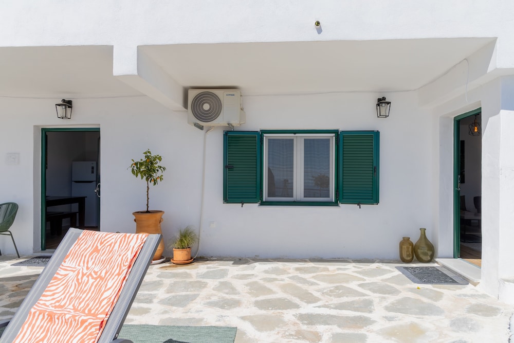 Villa Luminosa by Corfuescapes