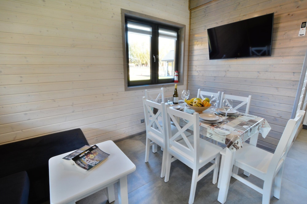Holiday Homes Close to the Beach, air Conditioning