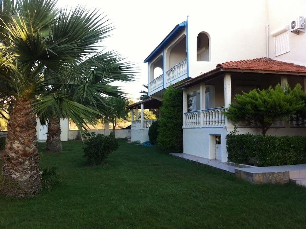 Photo 25