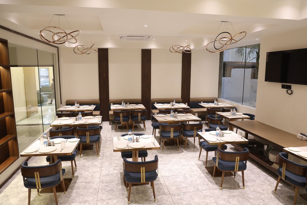 Lords Studio Inn, Jamnagar