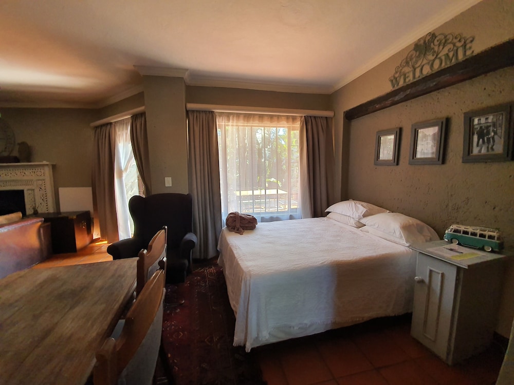 Waterhouse Guest Lodges 295 Indus Street