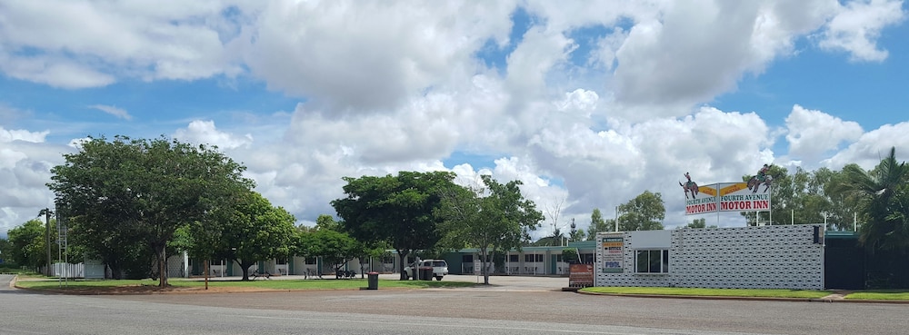 Fourth Avenue Motor Inn