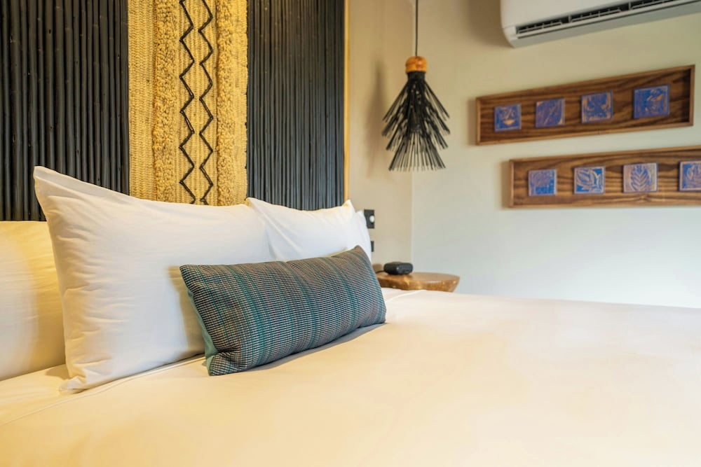 Photo 96