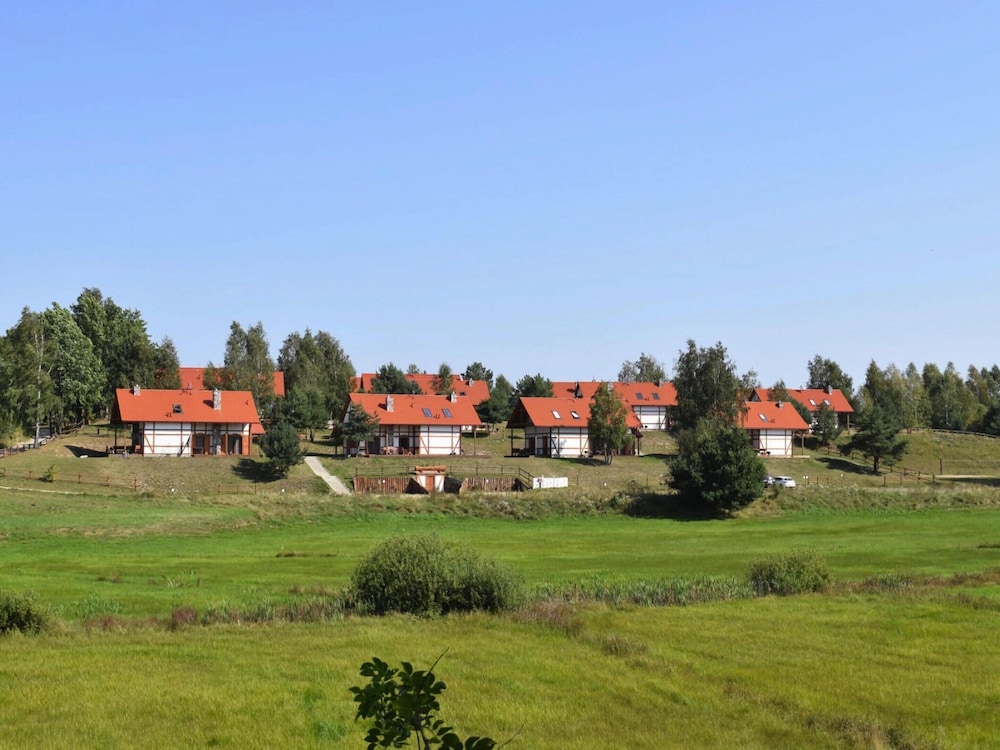 Semi-detached House Near the Lake