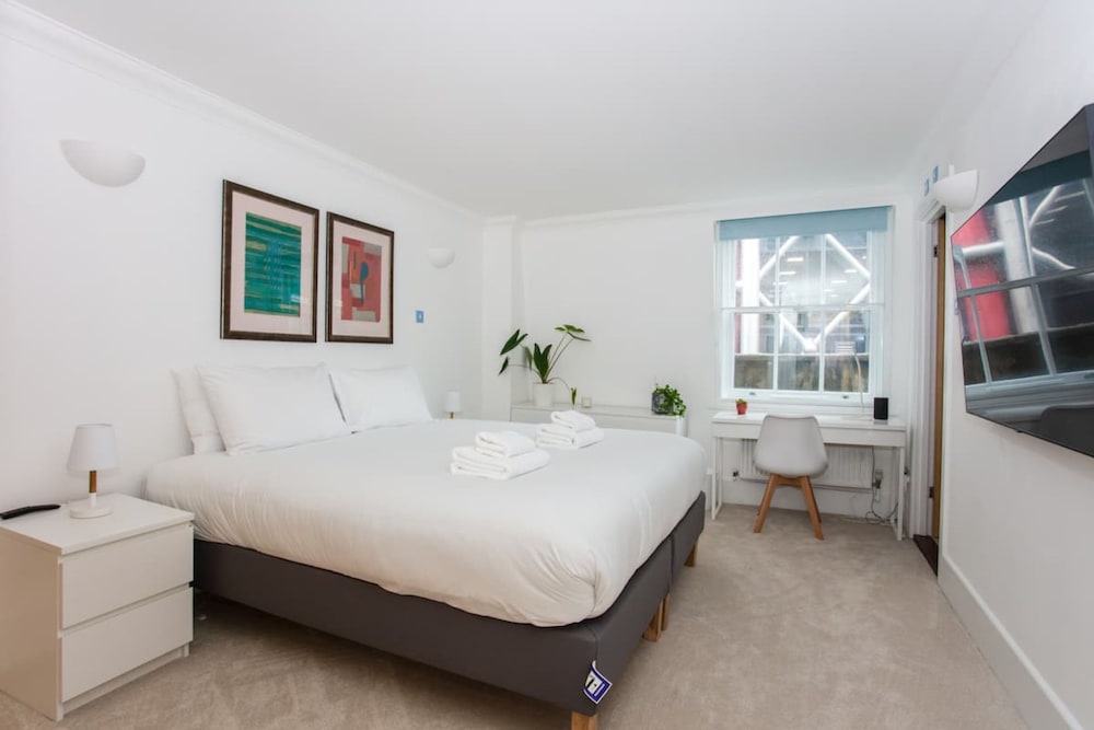 Modern 2 Bedroom Apartment in the Heart of London