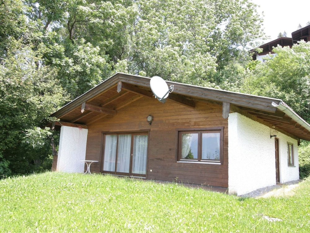 Chalet in Iselsberg-stronach Near Ski-lift