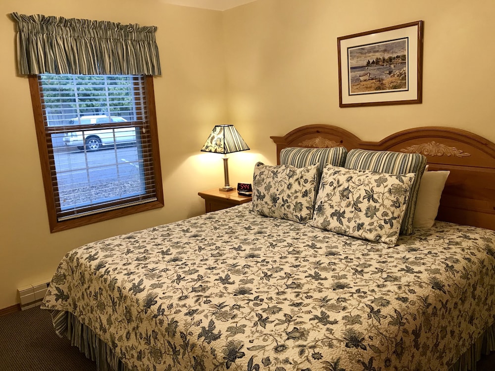 Bay Breeze Resort