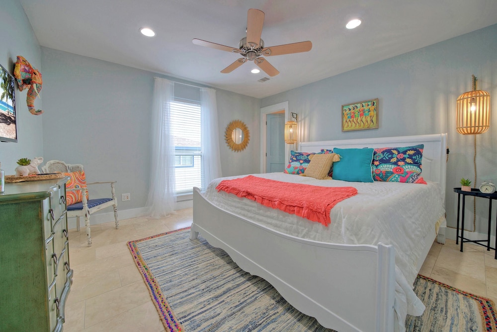 Incredible Nature Views, Golf Cart for Rent, Balcony Blue Crush by Avantstay view 3
