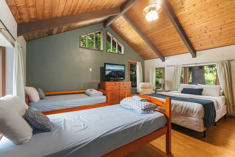 Robinhood Village Resort view 2