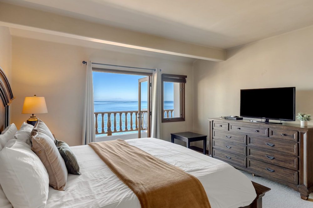 Camino De Flores by Avantstay Views Pool Beach Access Community Amenities