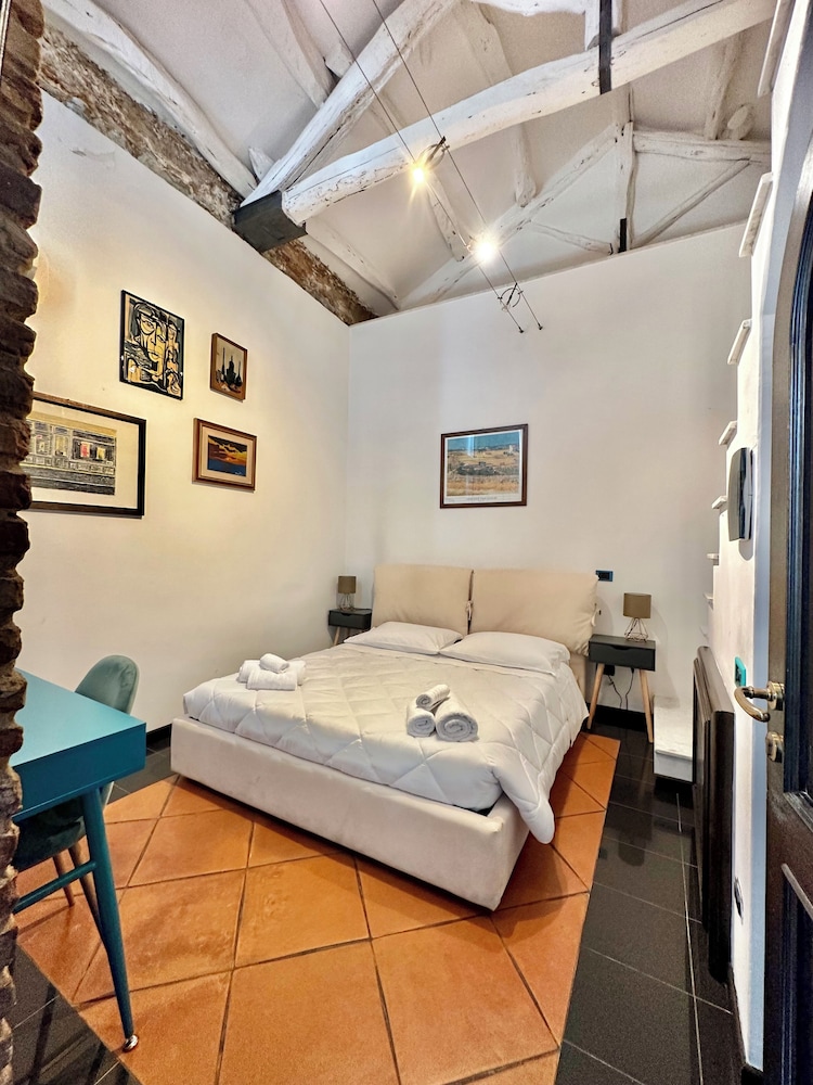 C&O Savoia Deluxe Rooms