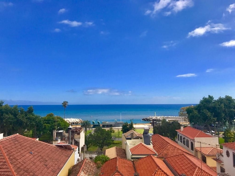 Old Town Apartment Sea View view 2