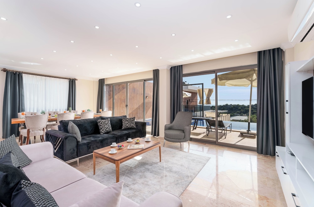 Grand Emora Villas