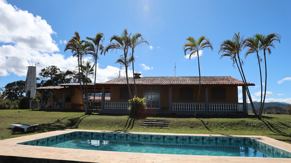 Rancho Topo da Montanha - Nova União MG