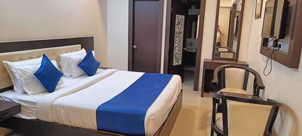 Hotel Max INN
