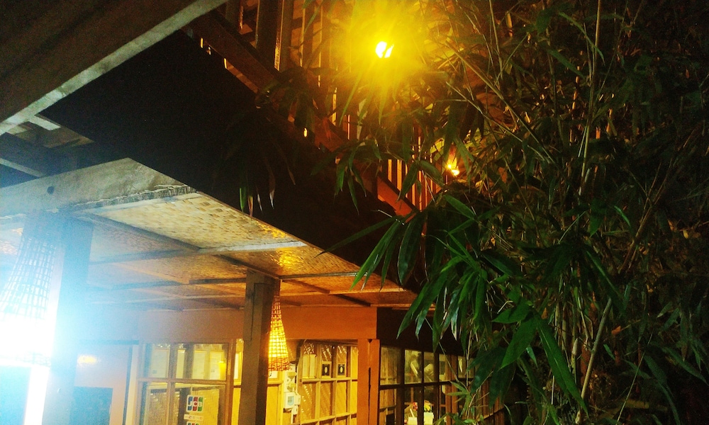 Dream House Guest House & Restaurant