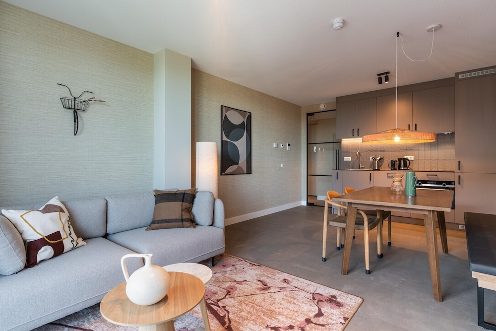 3-bedroom Holiday Home in Den Haag