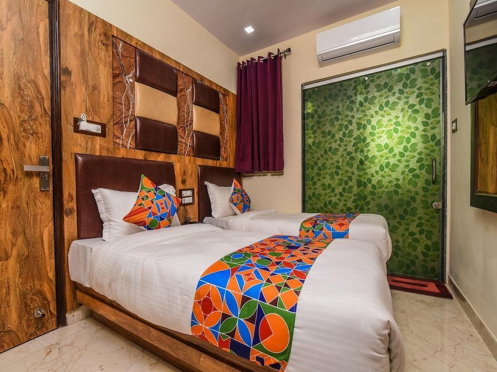 Hotel Dollar Inn