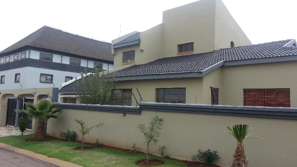 Stiba Guest House