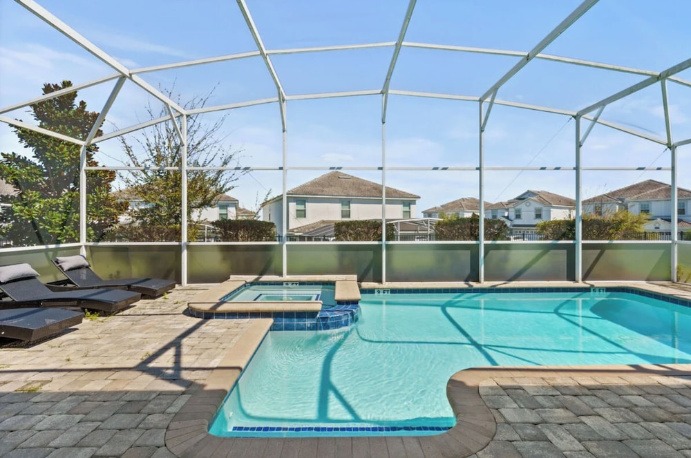 Robbin Hood Fun Pool Home by AV Dreams - Image 4