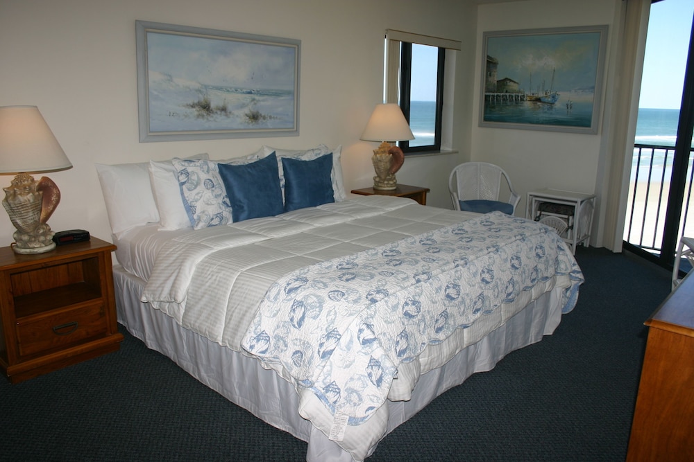 Ocean Trillium Suites view 4