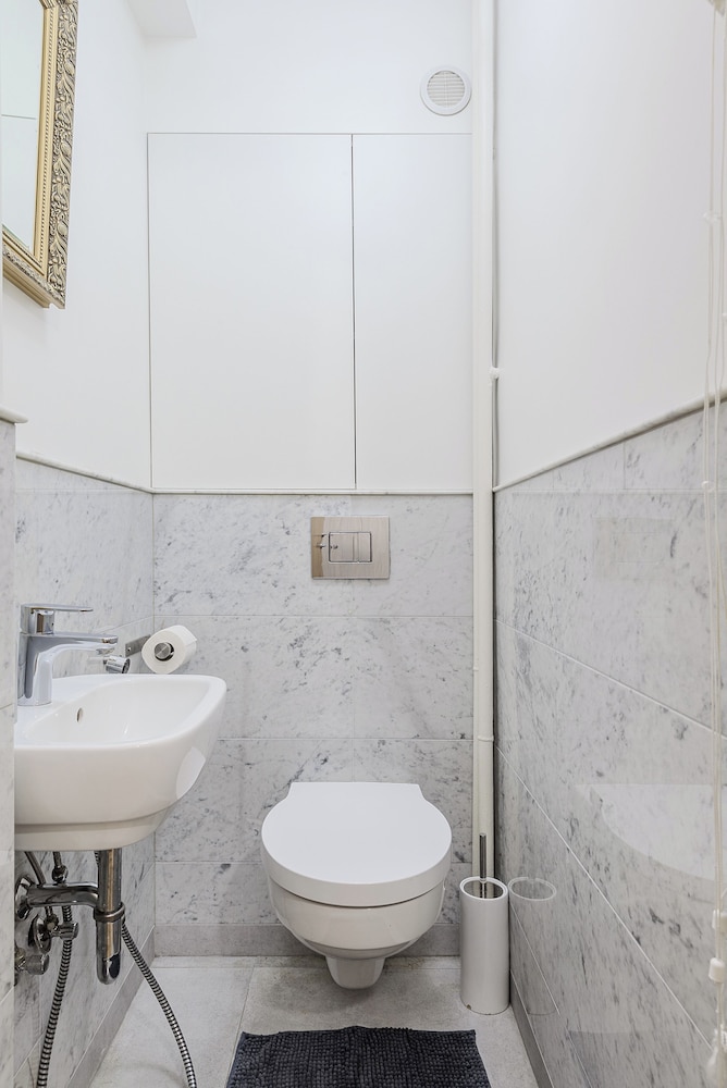 Lumina apartment in center Warsaw