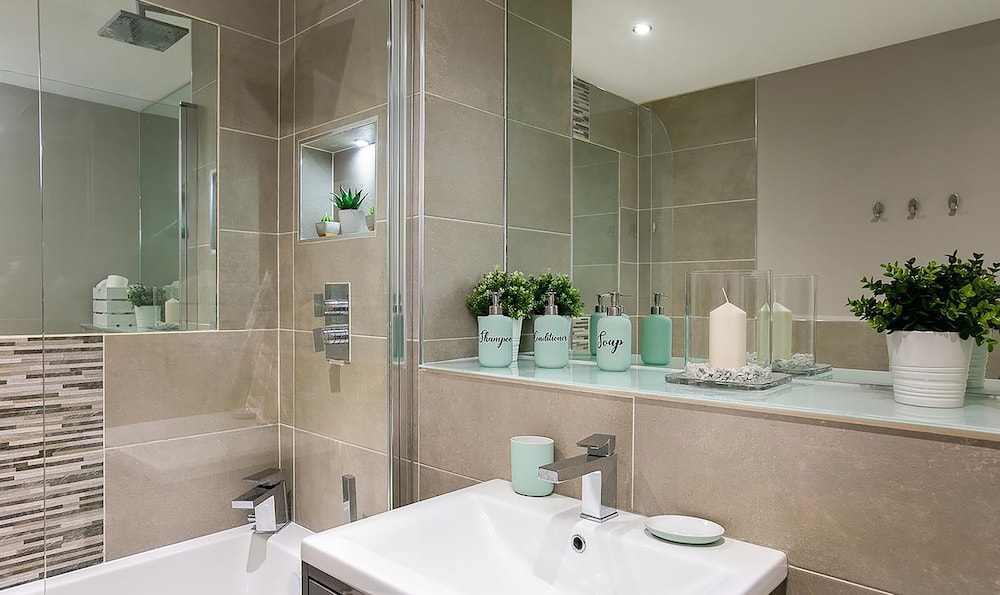 Green Diamond by Creatick Apartments