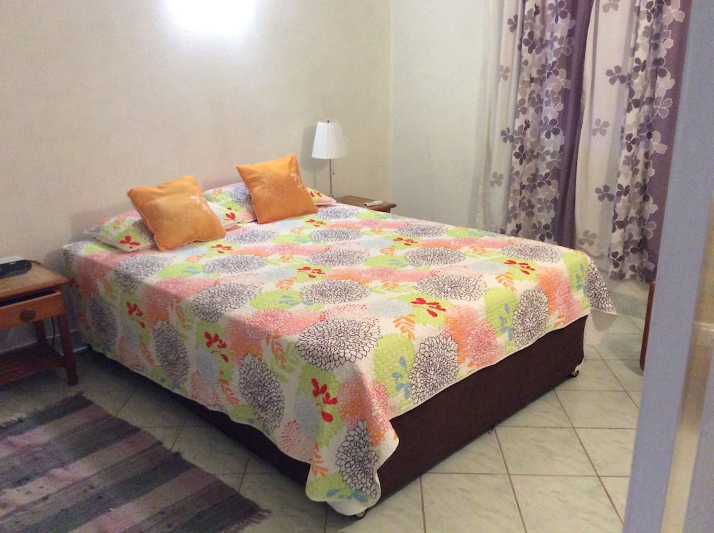 Gentle Breeze Apartments