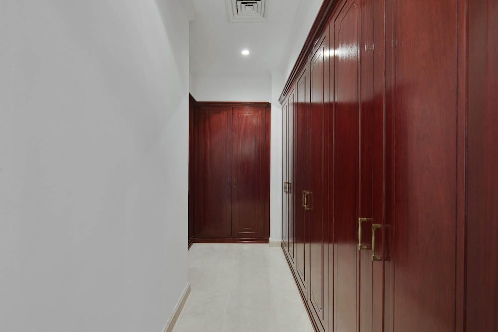 5 Villa w Private Pool Beach on Palm Jumeirah