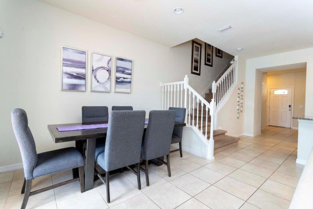 Amazing 5BR Private Pool Lakeview Near Disney