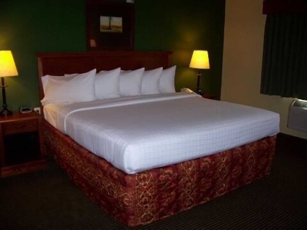 Borger Ambassador Inn