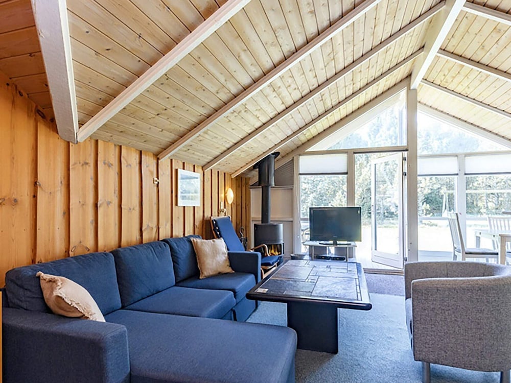 7 Person Holiday Home in Blavand view 4