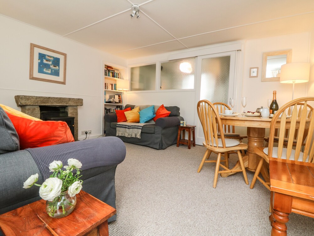 Calac Cottage view 2