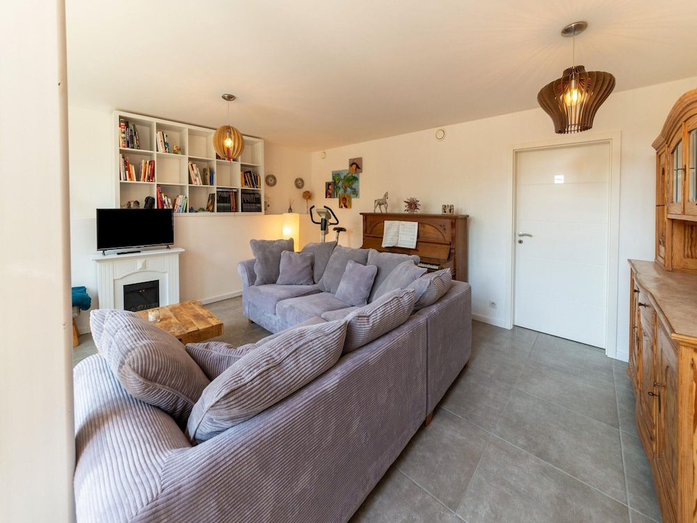 Magnificent Holiday Home for 6 Adults in Xhoffraix