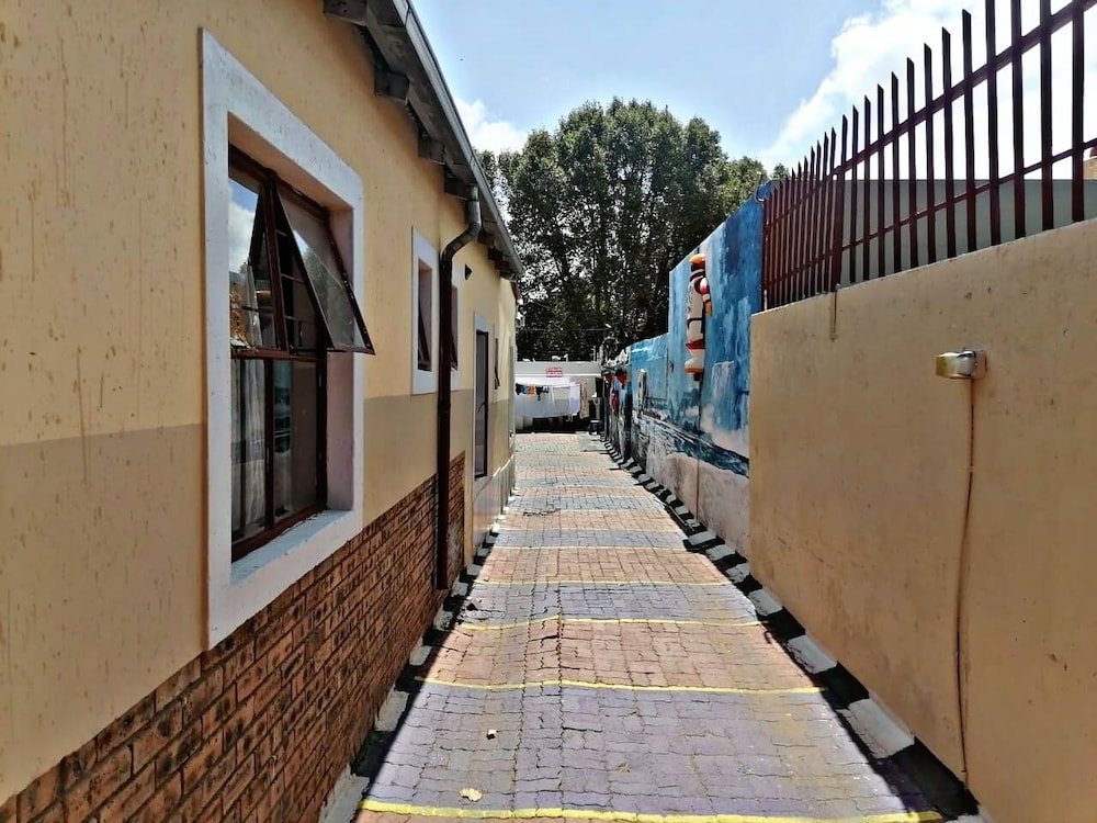 Valleycenterguesthouse