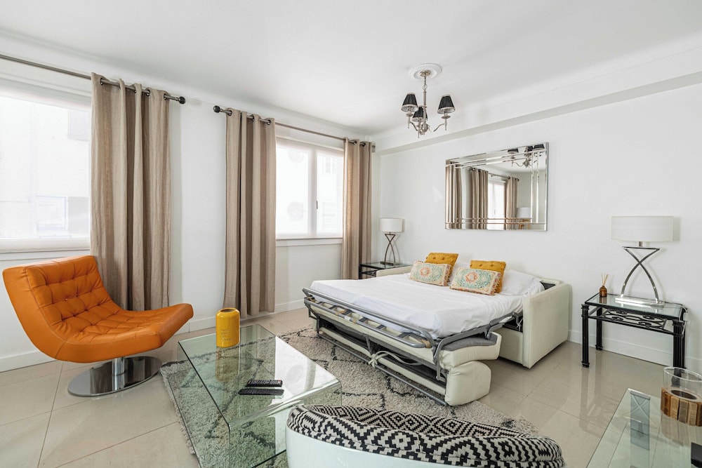 Cosy Apartment - Martinez - 2 Bedrooms/6 People view 2