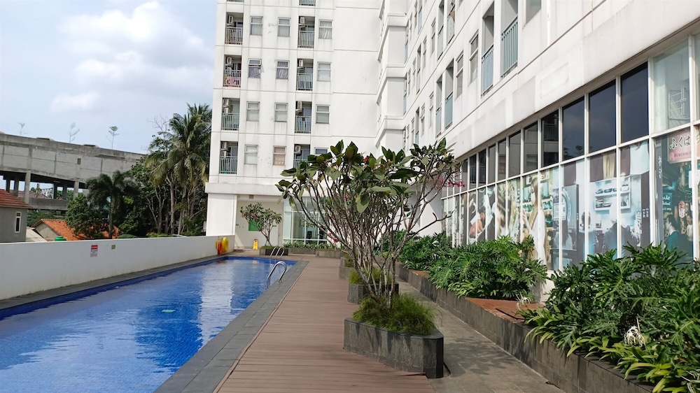 Fully Furnished Studio With Mezzanine Bed At Serpong Garden Apartment