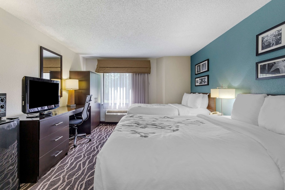 Fayetteville Vacations - Sleep Inn Fayetteville I-95 - Property Image 19